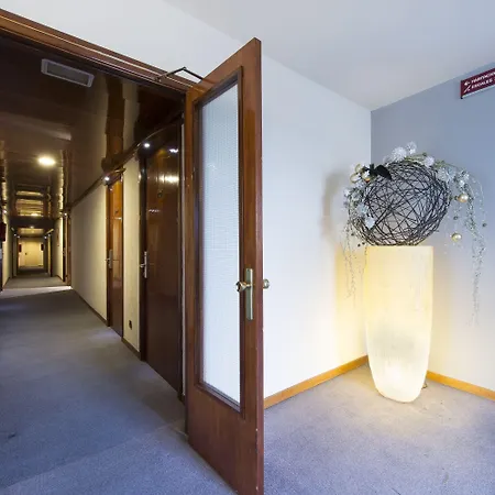 Hotell Mirallac